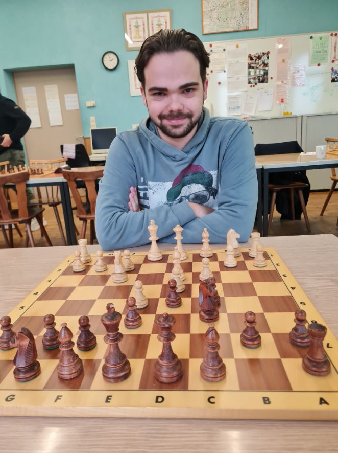Fabian Guckes vom Wormser Schachverein